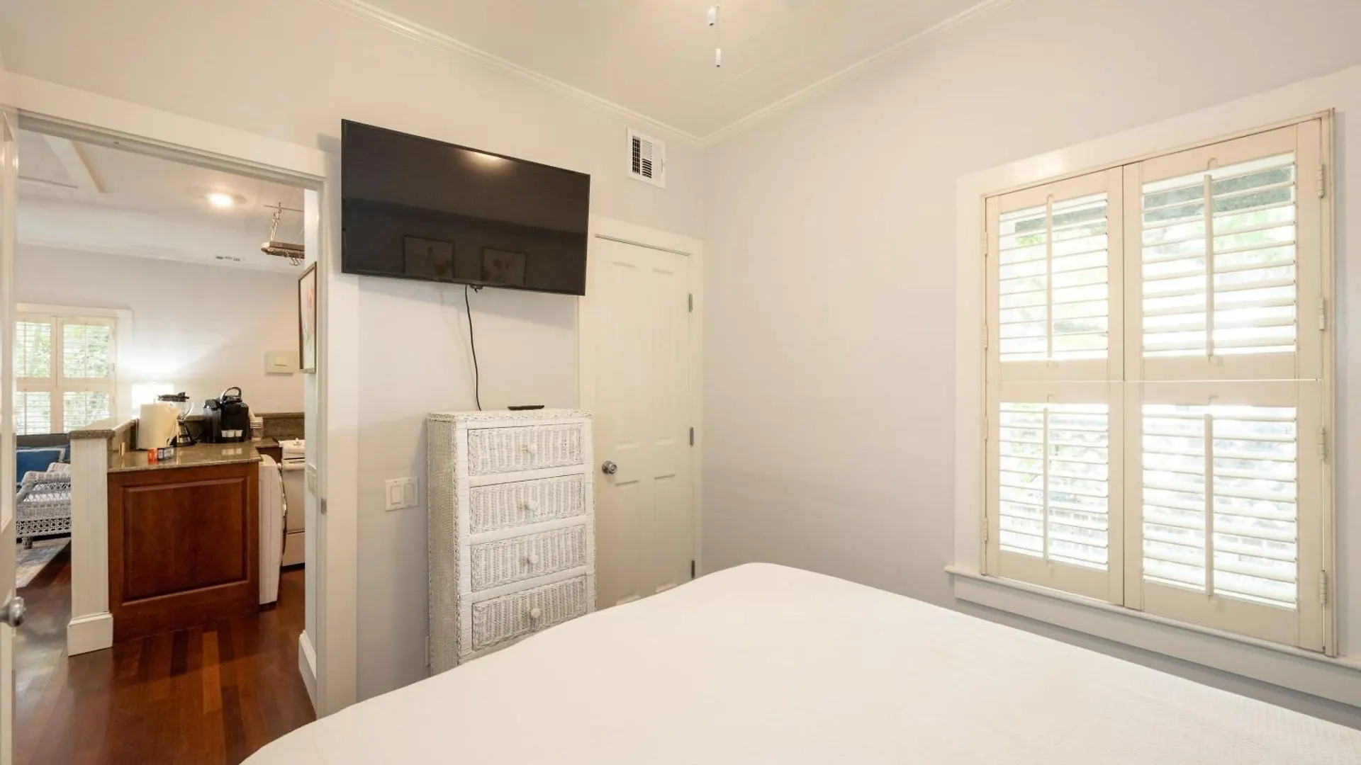 Conch Cottage -Pool & Quiet Area Key West