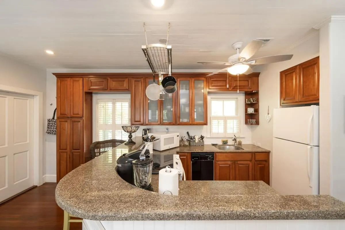 Holiday home Conch Cottage -Pool & Quiet Area Key West